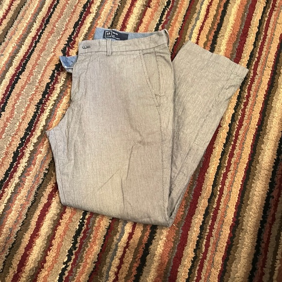 Gap Slim Pants - Picture 1 of 3